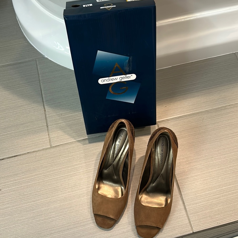 Andrew Geller open toed suede pumps. Snakeskin heel.